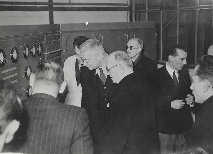 Visit of the President of the Republic Vincent Auriol accompanied by Frédéric Joliot-Curie and Lew Kowarski - December 21, 1948