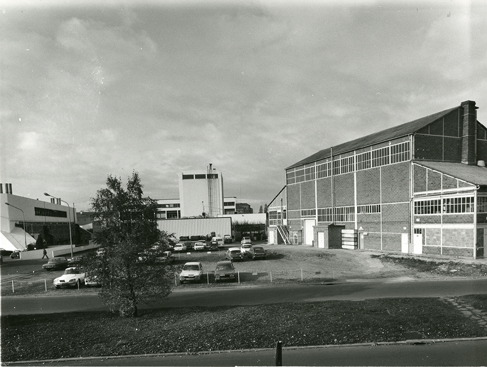 ​Pile ZOE, station des effluents et bâtiment 19 - Novembre 1973
